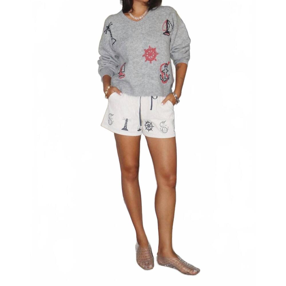 NEW BAILEY ROSE harbor emblem sweater in grey - Picture 5 of 5